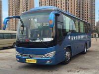 36座宇通大巴车