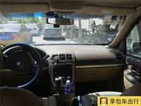 6座别克小型商务车