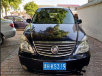 6座别克GL8 陆尊小型商务车