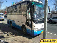 35座金龙大巴车