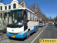 35座金龙大巴车