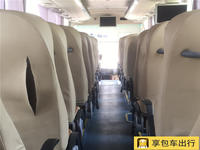 53座宇通大巴车