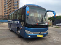 36座宇通大巴车