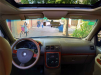 6座别克GL8 陆尊小型商务车